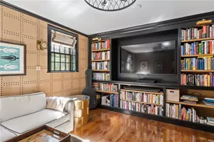 35 Second St, Newport, RI 02840 - Photo 8