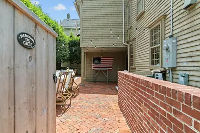 35 Second Street, Newport, RI 02840 - Photo 44