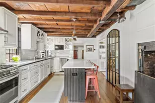 35 Second St, Newport, RI 02840 - Photo 12