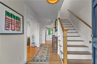 137 Prospect Ln, Portsmouth, RI 02871 - Photo 4