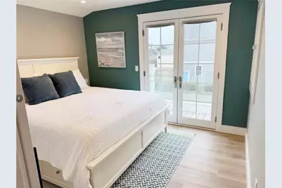 21 Warren Avenue #21, Middletown, RI 02842 - Photo 10