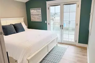 21 Warren Ave, Middletown, RI 02842 - Photo 10