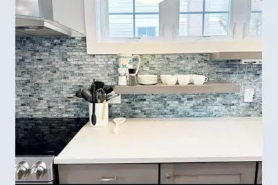 21 Warren Avenue #21, Middletown, RI 02842 - Photo 6