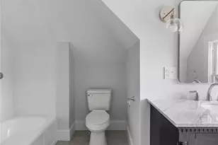 259 Gibbs Ave, Newport, RI 02840 - Photo 18