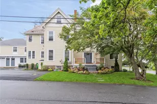 259 Gibbs Ave, Newport, RI 02840 - Photo 4