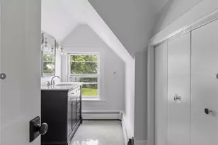 259 Gibbs Ave, Newport, RI 02840 - Photo 16