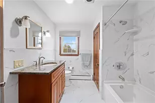 446 Budlong Rd, Cranston, RI 02920 - Photo 16