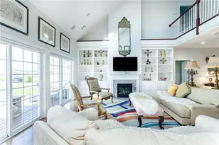 44 Wimbledon Cir, Portsmouth, RI 02871 - Photo 18