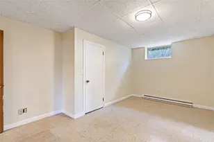 3421 Pawtucket Ave, East Providence, RI 02915 - Photo 16