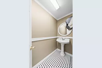 873 Warwick Avenue, Warwick, RI 02888 - Photo 18
