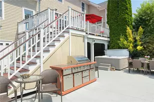 180 Cottontail Dr, Portsmouth, RI 02871 - Photo 10