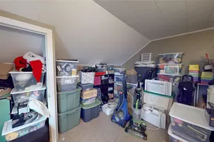 23 Middle St, Woonsocket, RI 02895 - Photo 14