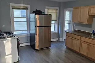 159 Warren Ave, Pawtucket, RI 02860 - Photo 2