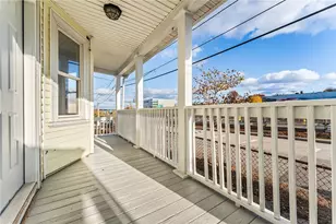 153 Byfield St, Providence, RI 02905 - Photo 2