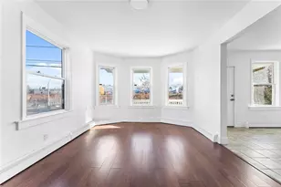 153 Byfield St, Providence, RI 02905 - Photo 4