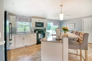 350 Narrow Ln, Charlestown, RI 02813 - Photo 4