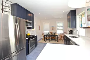 700 Thames St, Newport, RI 02840 - Photo 16