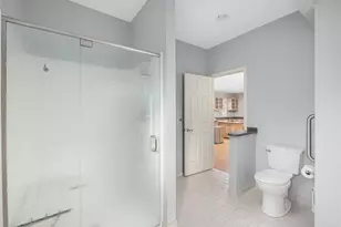 29 Fairview Ave, West Warwick, RI 02893 - Photo 24