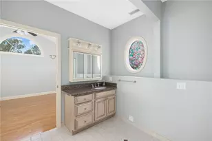 29 Fairview Ave, West Warwick, RI 02893 - Photo 22