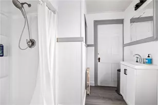 34 Congdon St, Providence, RI 02906 - Photo 20