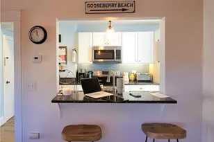 18 Palmer St, Newport, RI 02840 - Photo 6