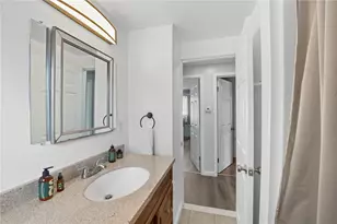 776 Plainfield St, Providence, RI 02909 - Photo 20