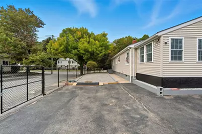 776 Plainfield Street, Providence, RI 02909 - Photo 10