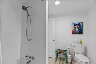 190 Railroad Ave, Portsmouth, RI 02871 - Photo 16