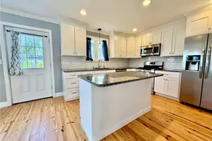 52 Bedlow Ave, Newport, RI 02840 - Photo 10