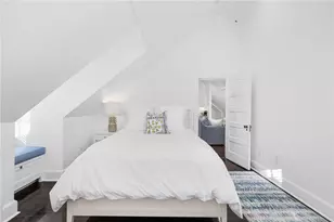 8 Brenton Rd, Newport, RI 02840 - Photo 16