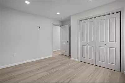 53 Comstock Avenue, Providence, RI 02907 - Photo 36