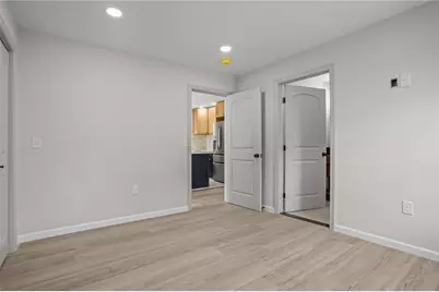 53 Comstock Avenue, Providence, RI 02907 - Photo 22