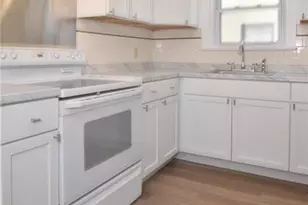 862 Charles St, North Providence, RI 02911 - Photo 8