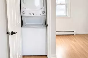 4 Shaws Ln, Bristol, RI 02809 - Photo 4