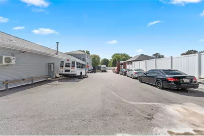 25 Grand Avenue, Cumberland, RI 02864 - Photo 8