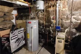 22 Douglas St, West Warwick, RI 02893 - Photo 20