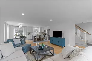 62 Red Maple Ln, Warwick, RI 02886 - Photo 6