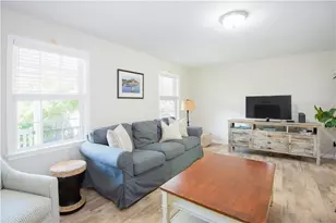 663 Aquidneck Ave, Middletown, RI 02842 - Photo 8