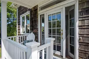 11 Crescent Rd, Middletown, RI 02842 - Photo 6