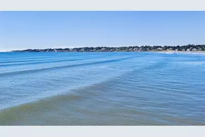 11 Crescent Road #2, Middletown, RI 02842 - Photo 4