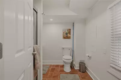 554 East Main Road, Middletown, RI 02842 - Photo 12