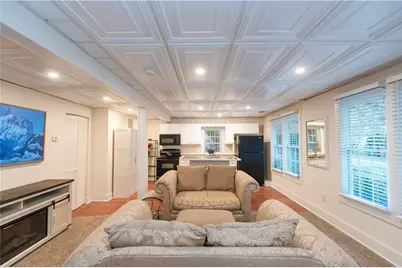 554 East Main Road, Middletown, RI 02842 - Photo 16