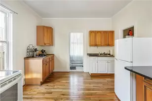 32 Ann St, Newport, RI 02840 - Photo 8