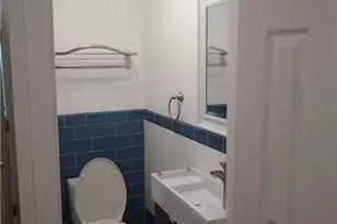 27 Mt Vernon St, Newport, RI 02840 - Photo 16