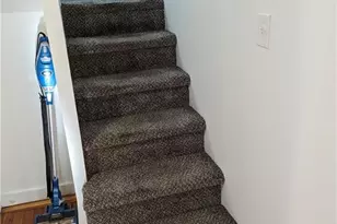 27 Mt Vernon St, Newport, RI 02840 - Photo 22