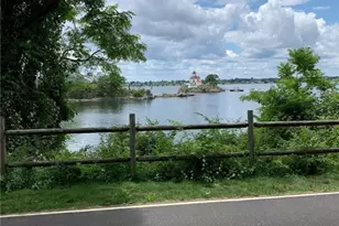 25 Bullocks Point Ave, East Providence, RI 02915 - Photo 6