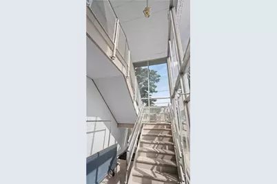 1429 Warwick Avenue, Warwick, RI 02888 - Photo 18