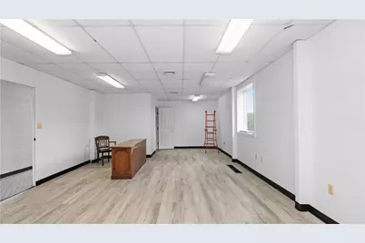 1429 Warwick Avenue, Warwick, RI 02888 - Photo 8