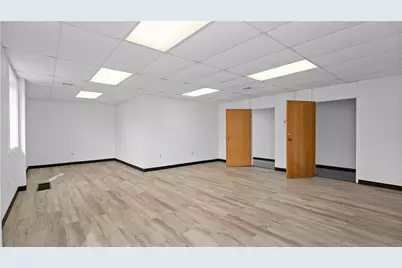 1429 Warwick Avenue, Warwick, RI 02888 - Photo 6