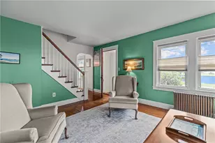 129 Bliss Mine Rd, Newport, RI 02840 - Photo 8